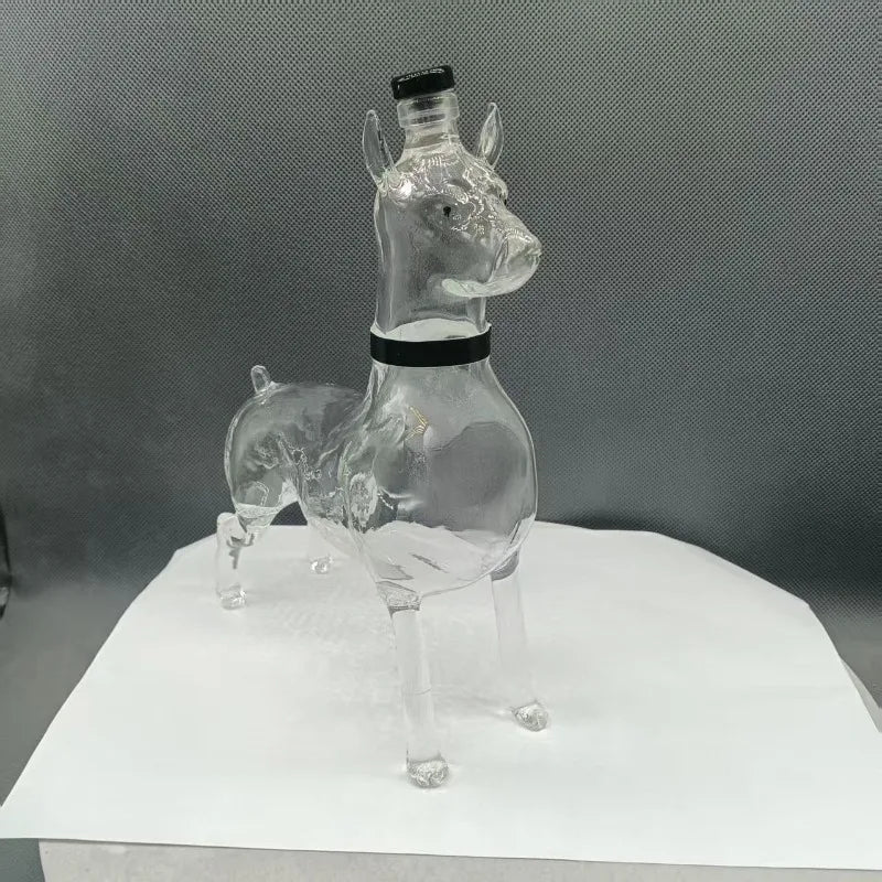 Doberman Liquor Decanter for Bar, Creative Dog Glass Whiskey Bottle, Perfect for Home Bar, Pub, Party Display